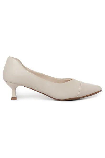 01-4526 Kitten Heel Pumps