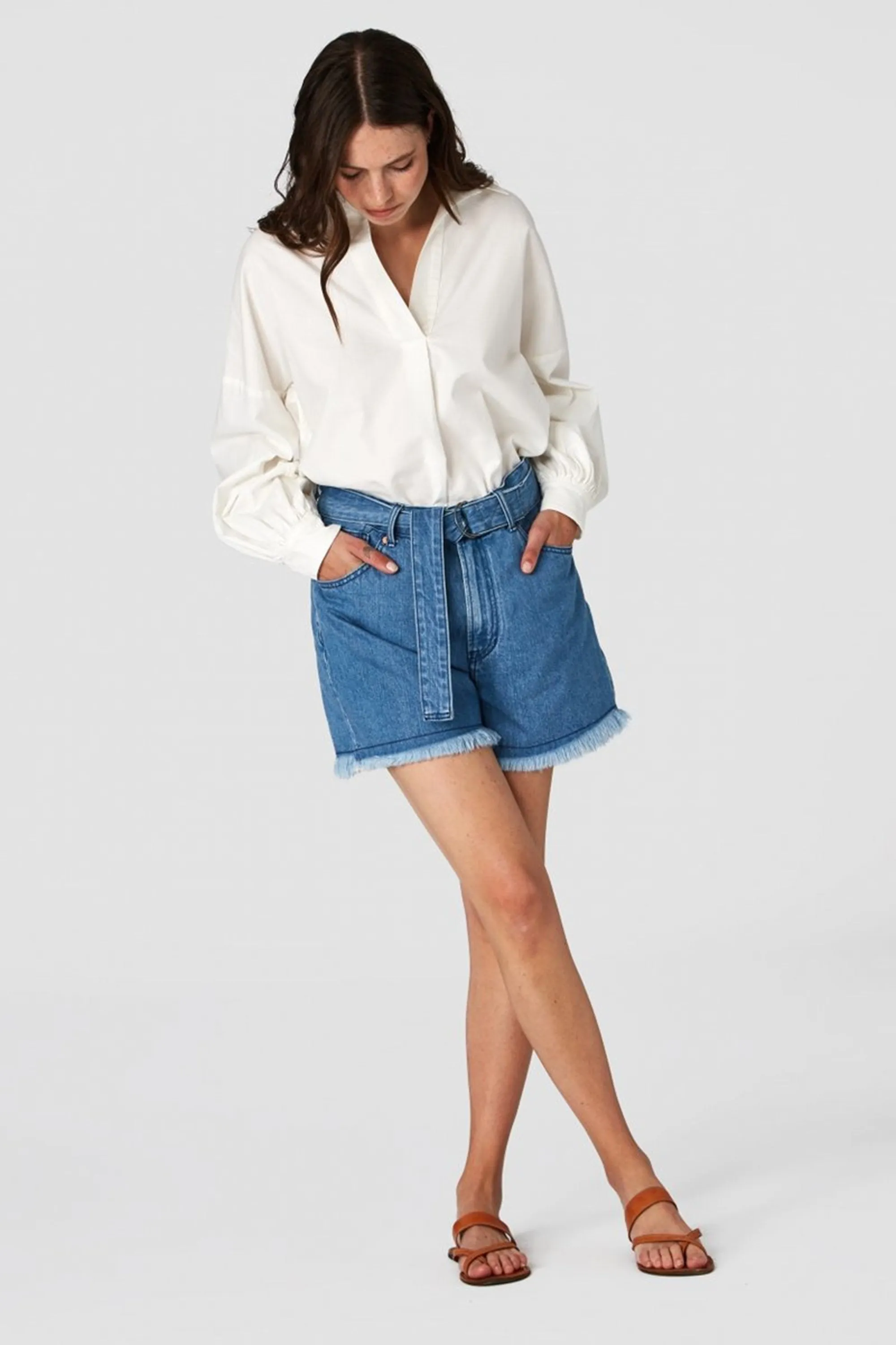 alice belted shorts light marble