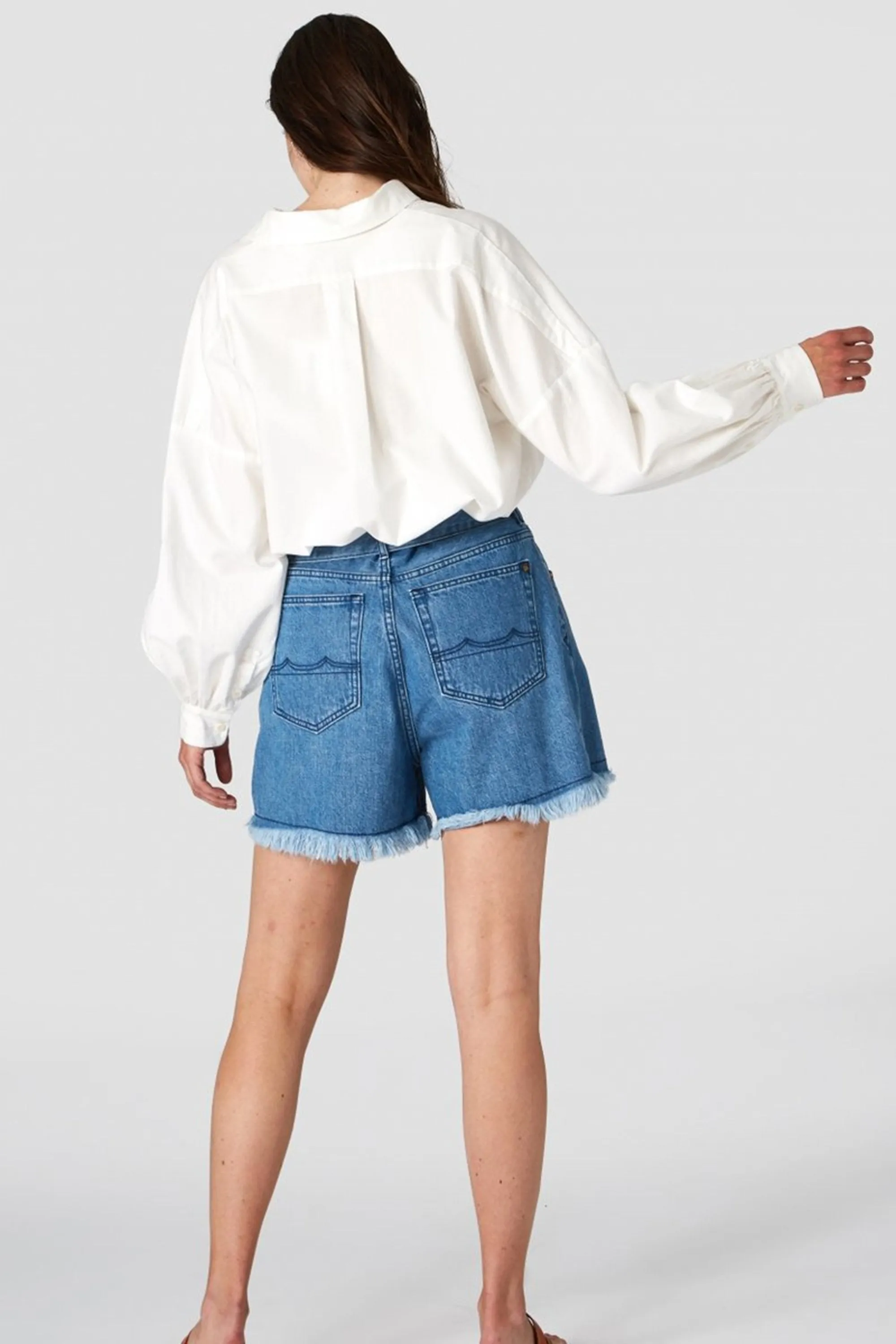 alice belted shorts light marble