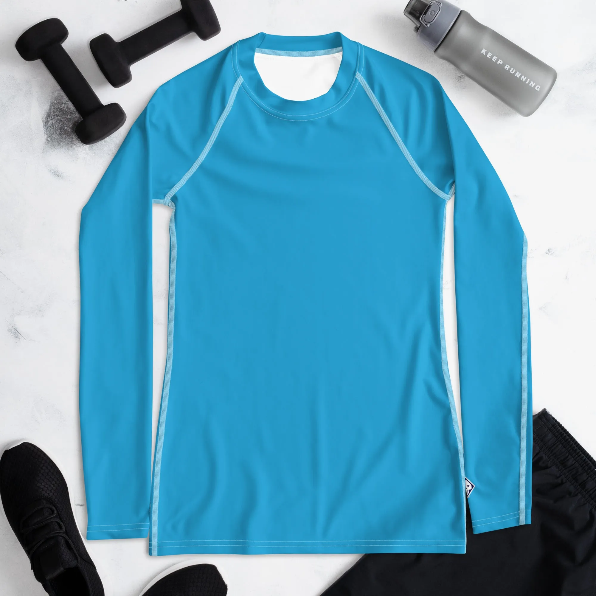 Chic Simplicity: Solid Color Long Sleeve Rash Guard for Women - Cyan