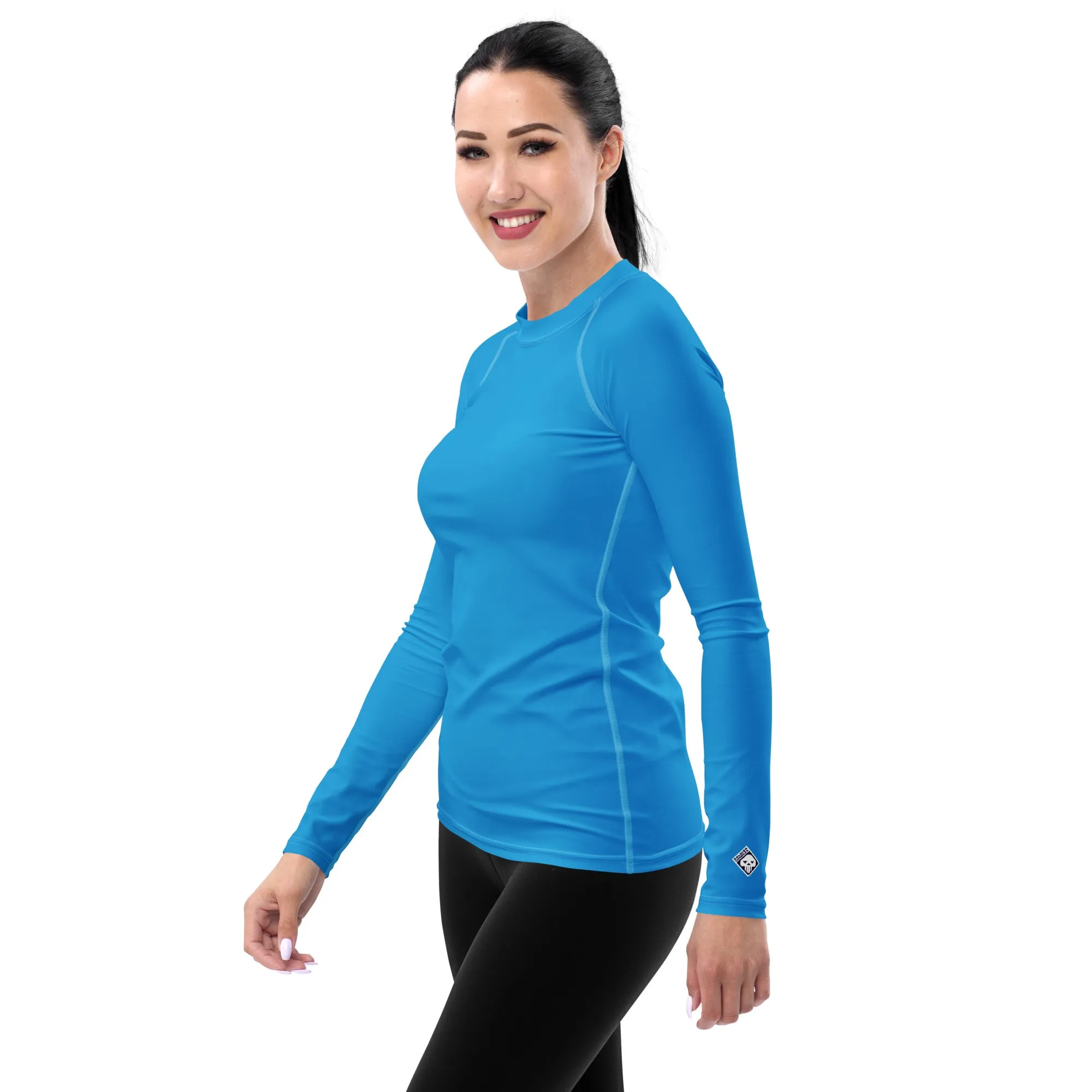 Chic Simplicity: Solid Color Long Sleeve Rash Guard for Women - Cyan