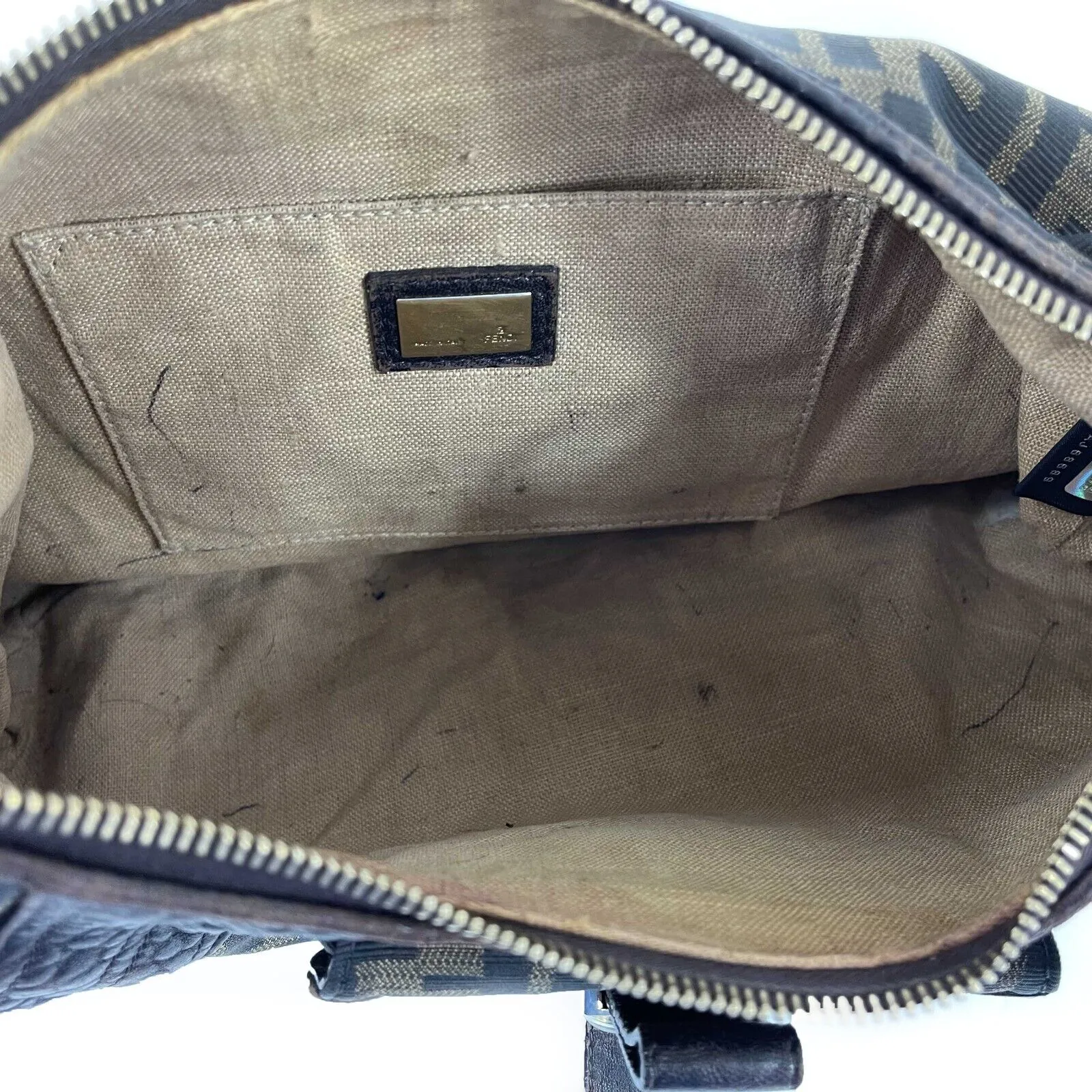 Fendi - Shoulder Bag with Zucca Canvas and Leather Trimming - Brown Shoulder Bag