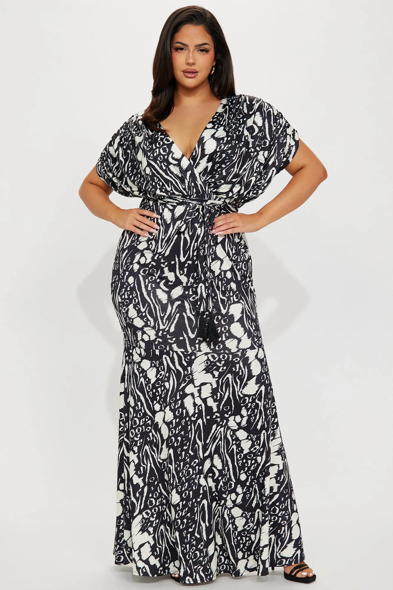 Morocco Breeze Maxi Dress - Black/White