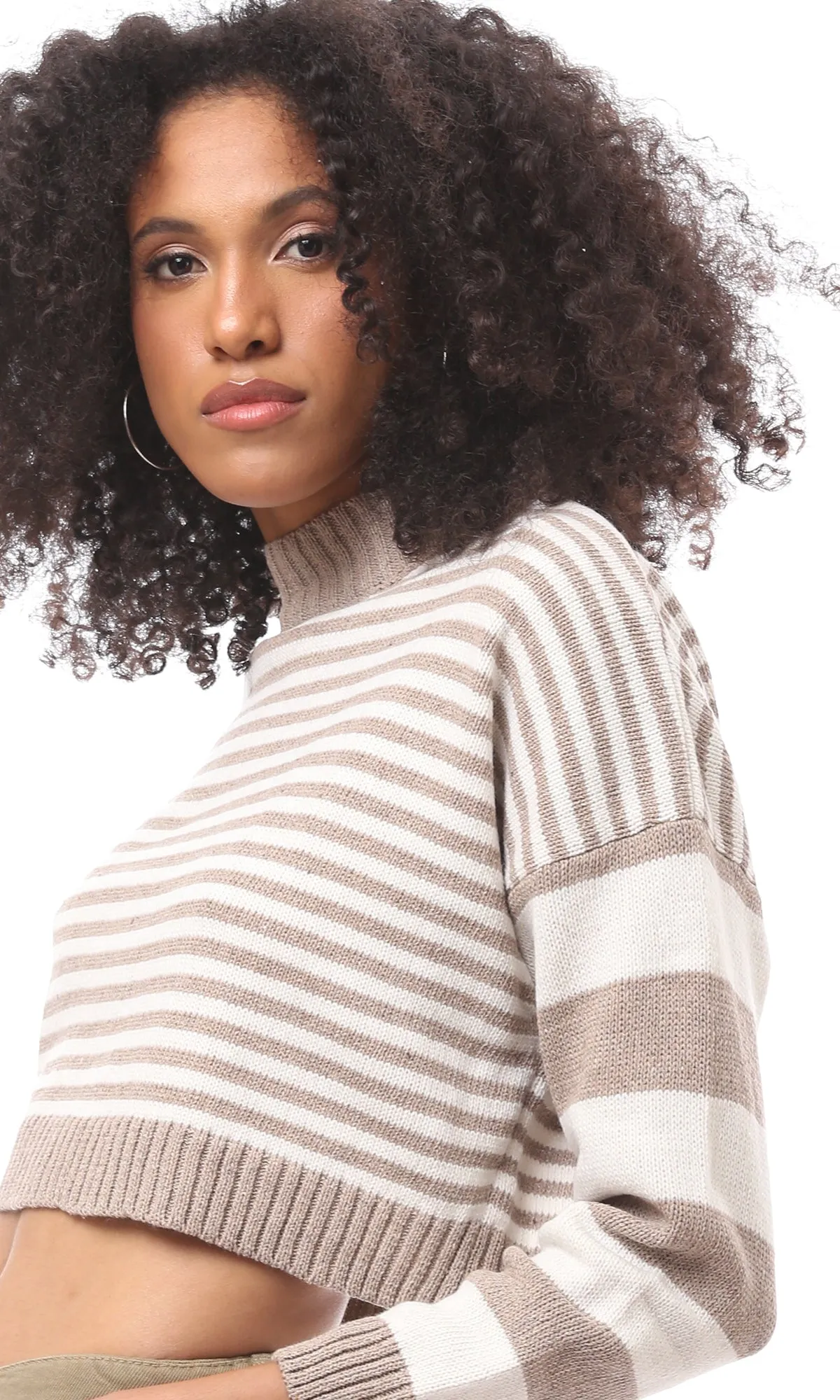 O171365 Bi-Tone Long Sleeves White & Taupe Pullover