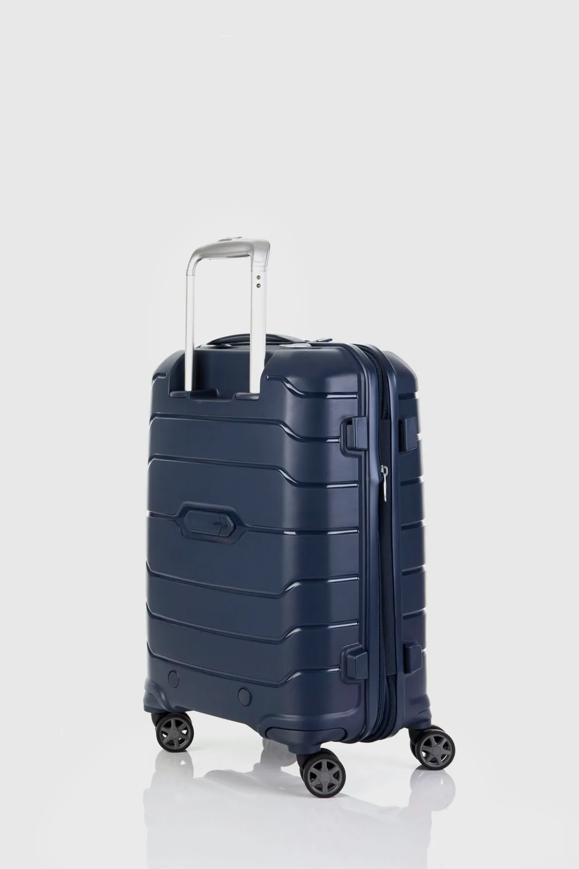 Oc2lite 55cm Suitcase