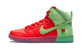 SB Dunk High 'Strawberry Cough'